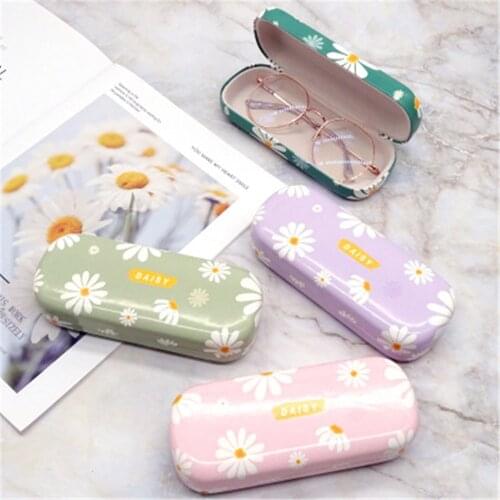 Daisy Glasses Box Waterproof Large Capacity Women Men Fashion Portable Reading Glasses Sunglasses Case Eyewear Protector