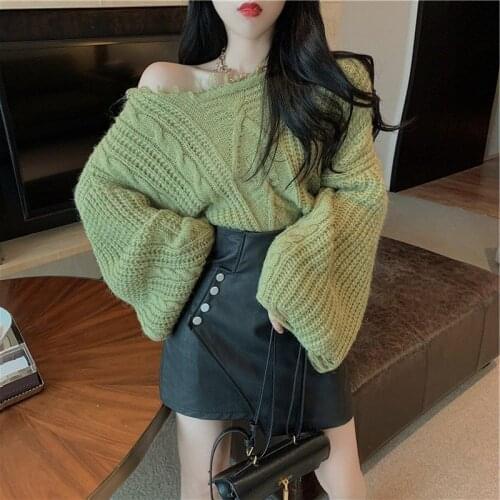 Lazy Wind Twist Pullover Tops Womens Autumn Winter Korean Loose Short Knitwear Off Shoulder Flare Sleeves Frayed Knitted Sweater