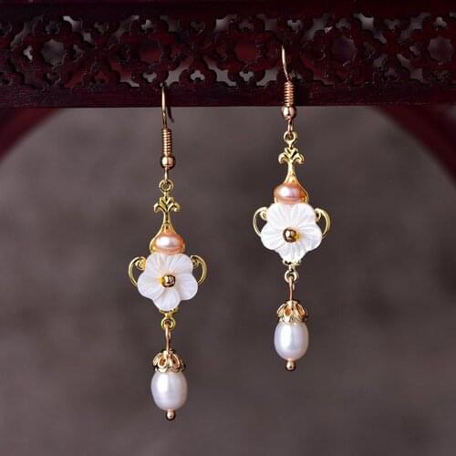 Korean Style Elegant Good Fortune Rhinestone Pearl Shell Flower Shaped Dangle Earrings Ins Female June Birthday Gift