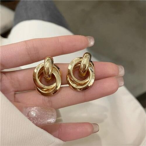 Ring buckle multi - layer ear stud advanced sense atmosphere fashion earring temperament web celebrity ear decoration new trend