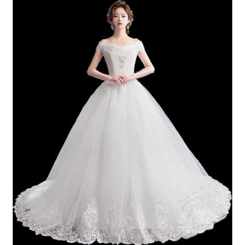 LAMYA Vestido De Noiva Gorgeous Lace Bridal Gown V Neck Puffy Cap Sleeve Ball Gown Arabic Vintage Court Train Wedding Dresses