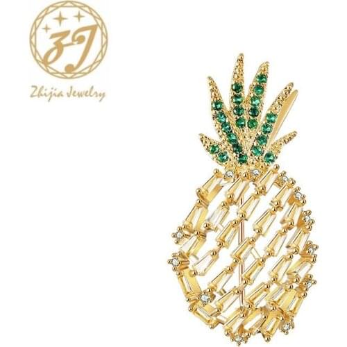Zhijia gold/silver color creative cute crystal rhinestone fruit pineapple pins brooches for women dress party gifts accessories