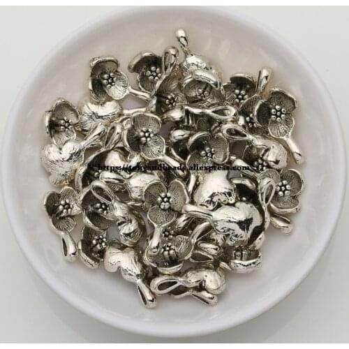 50Pcs/Lot) Zinc Alloy Tibetan Silver European Charm Lotus-Shape Pendant Size 12X10mm AD4665B