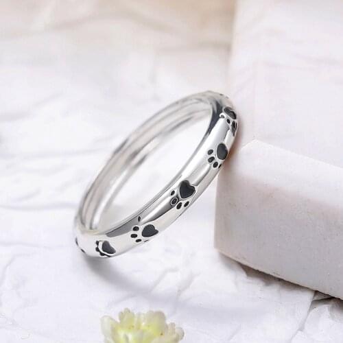 Cute Silver Cat Paw Ring for Women Girls Simple Stackable 2mm Thin Ring Creative Cat Claws Knuckle Ring Birthday Jewelry Gift