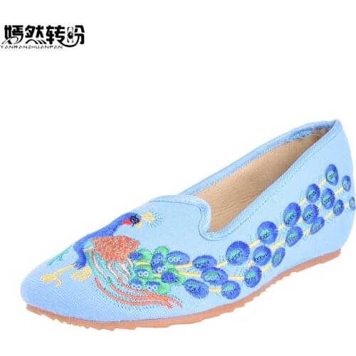New Embroidery Women Shoes Elegant Pointed Toe Chinese Old Beijing Canvas Peacock Embroidered Single Dance Ballet Shoes