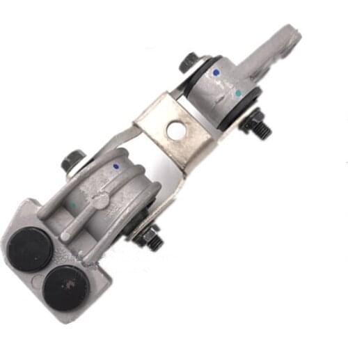 Gearbox transmission torque arm for S60 XC90 S80 Engine support mounting bracket suspension cushion 5 cylinder 30680750