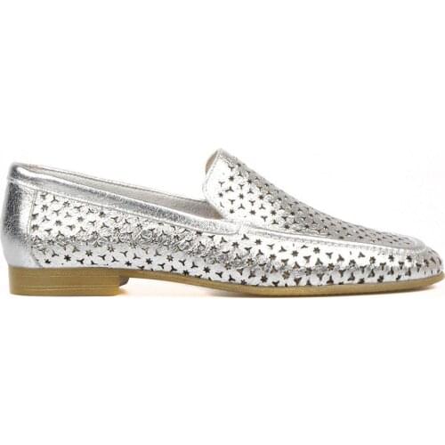 FootCourt- Soft Genuine Leather Silver Metallic Slip On Loafers etor Female Breathable Hollow Out Summer Shoes Flats New Season