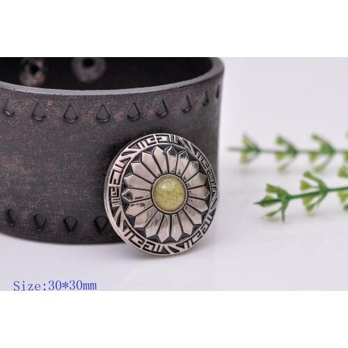 10X 30mm Handcraft Leather Project Sun Flower Sewing Coat Closures Leathercraft Shank Button BEIGE