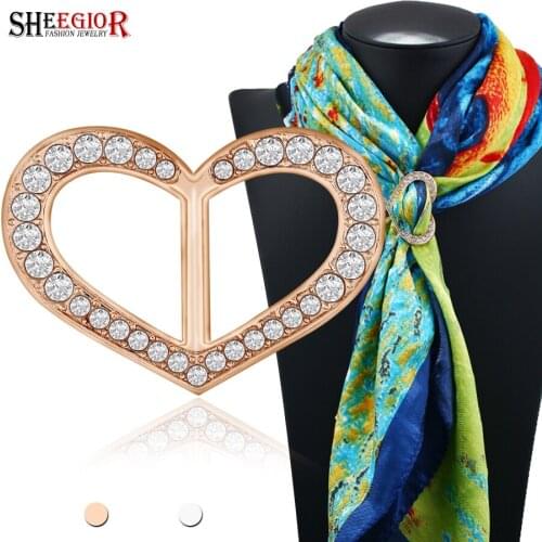Crystal Love Heart Silk Scarf Buckle Brooch Jewelry Korean Cute Rhinestone Cape Button Clip Brooches Women Mens Accessories Gift