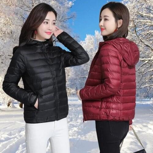 2021 Womens Ultra Light Down Jacket Autumn Winter Short Cotton Padded Parkas Office Lady High Quality Simple Classic Warm Coat