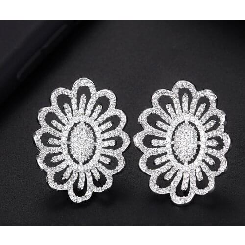 LARRAURI Trendy Brand Cubic Zirconia Earrings Fashion Jewelry Women Statement Stud Earrings Hollow CZ Dubai Women Party Jewelry