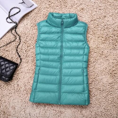 Women Vests 2021 New Winter Ultra Light White Duck Down Vest Female Slim Sleeveless Jacket Womens Windproof Warm Waistcoat