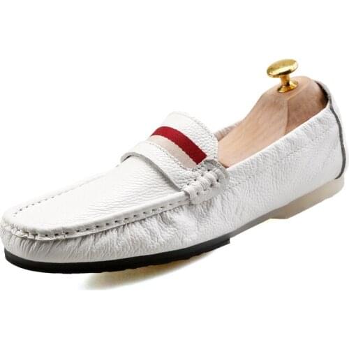 Male peas shoes summer 2019 spring Korean version of the trend of mens casual shoes driving shoes men