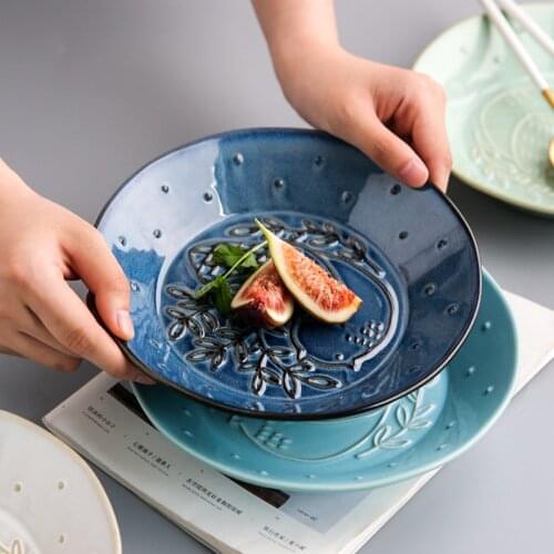 8 inch Retro Carved Pasta Plate Relief Bird Dinner Dish Deep Dish Round Accent Serving Plate Soup Plate Dinnerware Supply