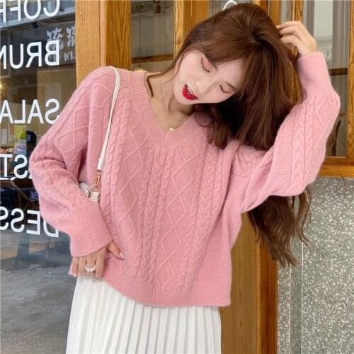 V-neck Pullover Sweater Women Fashion Loose Outer Wear 2020 New Fall/winter Plus Size Lazy Retro Knit Sweater Top Women Trend