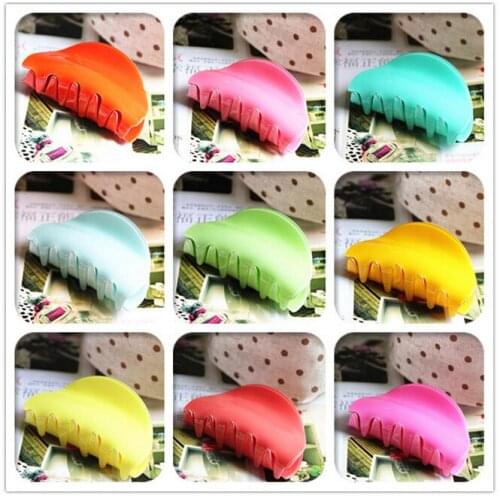 New 2018 arrival fashion plastic colorful acrylic hair claws clips for women girls hair accessores