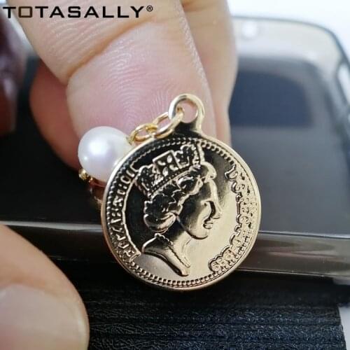 TOTASALLY Fashion Women Finger Ring Queen Coin Top Simulated Pearl Charms Rings Adjustable Rings anillos de mujeres Dropship