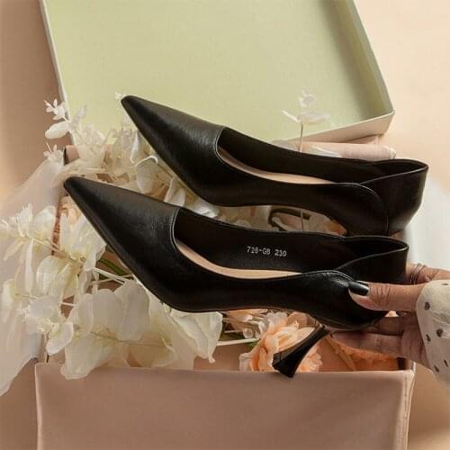 2021 New Professional Dress Black Single Shoes Autumn Work Soft Leather Shoes with French Sexy High-heeled Womens Fine Heels