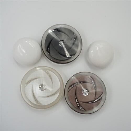 Cusack White Buttons