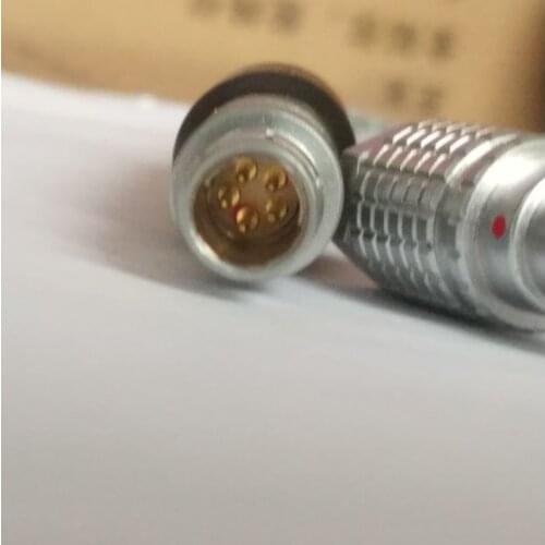 Cable connects Topcon GPS with GPS external power stick