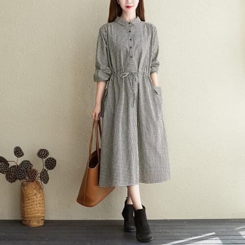 2021 New Spring Women Shirt Dress Lady Plus Size Turn-Down Collar Plaid Dress Female Cotton Linen Vintage Loose Long Dress B230