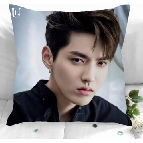 New Custom Kris Pillowcases Printed Square Pillowcase Home Decorative Zipper Pillow Cover 35X35cm40X40cm(One Side)