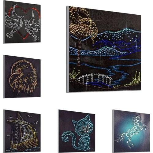 Horse Fluorescent Diamond Painting Animal Cat DIY 5D Diamond Embroidery Cross Stitch Round Rhinestone Arts Craft Cuadros Pintura