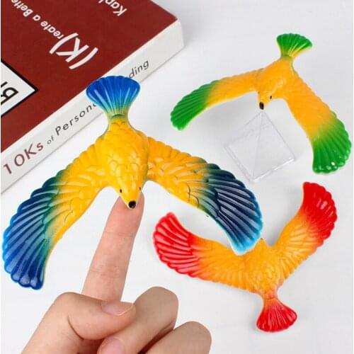 Montessori Childrens Novelty Balance Sky Eagle Bird Funny Learning Magic Balance Bird Educational Toy Kids Gift Random Color