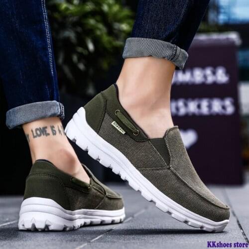 Men Casual Shoes Light Loafers Sneakers 2021 New Fashion Canvas Shoes Comfortable Men Casual Shoes Zapatos Casuales Shoes Men