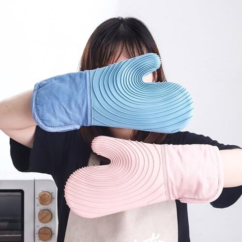 Thickened Heat-resistant Plus Cotton Heat-proof, Heat-insulation and Scald-proof Gloves for Kitchen Baking Oven Microwave Ovens
