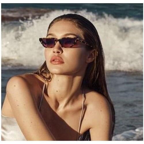 Vintage Cat Eye Sunglasses Luxury Brand Designer Sun Glasses Retro Small Red Ladies Sunglass Black Pink Clear Eyewear