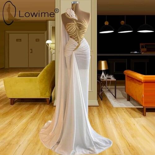 Elegant Ivory Long Mermaid Evening Dresses with Cape 2021 Illusion High Neck Sweep Train Party Prom Gowns Vestidos De Soiree