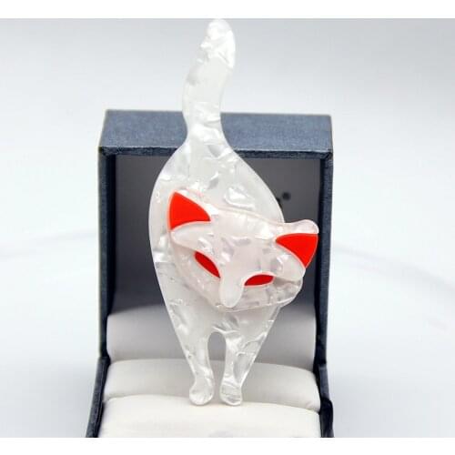 New Large Fox Acrylic Brooches And Pins For Women Lovely Big Plastic Animal Cats Lapel Pin Female Badges Broches Jewelry Gifts