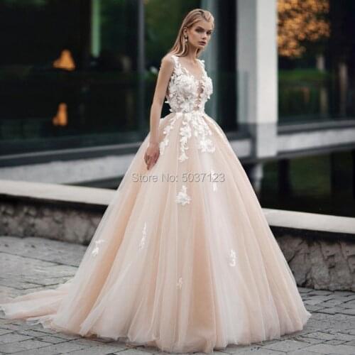 2021 Romantic Champagne Ball Gown Wedding Dresses Long Tulle Lace Bridal Gown vestido de noiva Sexy robe de mariée Buttons Back