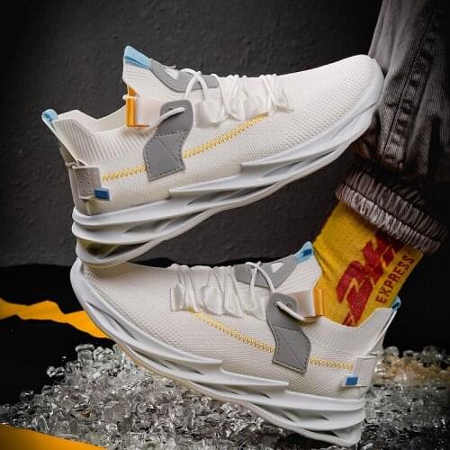 Men Casual Shoes High Quality Trend Rubber Man Fashion Sneakers Mesh Breathable Male Leisure Shoes Zapatos Chaussure Homme 39-44