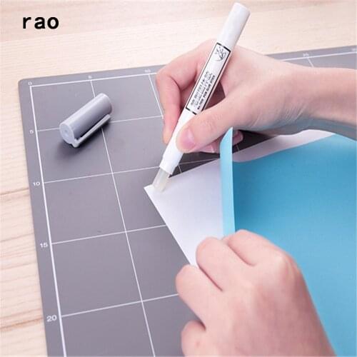 Wholesale pen shape glue stick set with spare glue for school office supply strong adhesives super glue DIY hand work