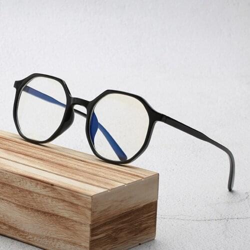 Fashion New Square Women Eyeglasses Men Anti-Blue Light Computer Optical Myopia Glasses Classic Plastic Frame Prescription