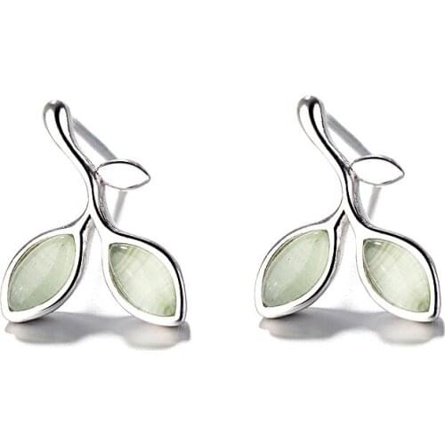 Fashion Small Fresh Cute Green Leaf Stud Earrings for Women Elegant Jewelry Gifts