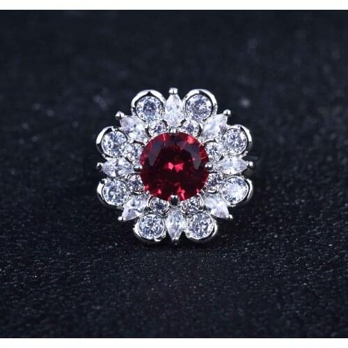QTT Fashion Big Flower Women Ring for Red Zircon Finger Ring Party Female Wedding Accessories Finger Ring Jewelry
