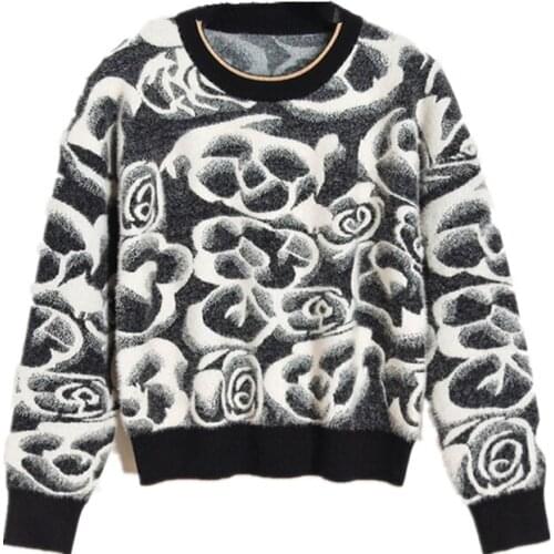 Fashion Winter Black White Floral Print Jacquard PUllover Sweater 2021 Women Warm O Neck Knitted Sewater Jumper