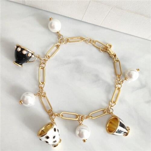 Europe and the United States jewelry wholesale simple glazed teacup set pearls more than falling bracelets bracelet