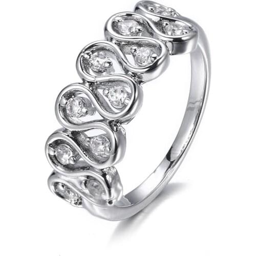 Bettyue Brilliant Design For Women Distinctive Ring Curve With Tiny And Pure Cubic Stones Three Colros Shiny Jewelry In Party