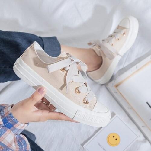 Women Fashion Vulcanized Shoes Women Sneakers New Retro Rainbow Canvas Skateboarding Shoes Ladies Flat Fashion Comfort Sneakers