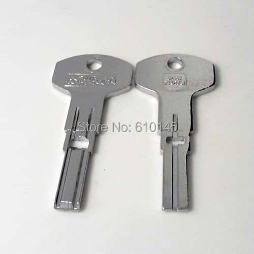 B359 Brass blank key