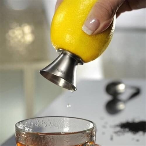 Classical Kitchen Accessories Gadgets Lemon Squeezer Pourer Screw Limes Oranges Drizzle Fresh Citrus Juice Fruit Vegetable Tools
