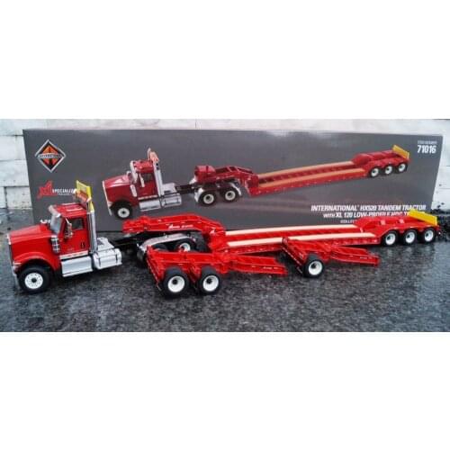 International HX520 Tandem Tractor With XL120 Low-Profile HDG Trailer 1:50 71016