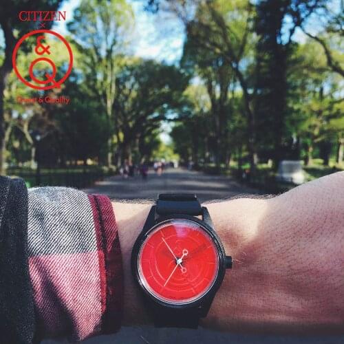 Q＆Q Mens Waterproof Watch