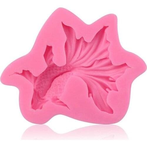 WSFS Hot 1Pc 3D Soap Mold Gold Fish Shape Realistic Silicone Mold Diy Carp Shaped Pressing Cake Decoration Chocolate Candy Mould