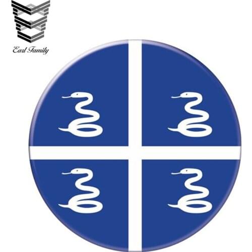 EARLFAMILY 13cm x 13cm Auto Moto Bike Suitcase Laptop Flag Round Martinique Decal Reflective Car Sticker Waterproof Car Styling