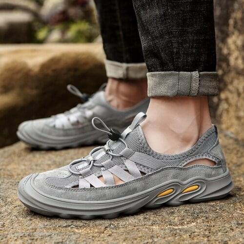 Men Sandals mesh breathable Summer Shoes leather Flat Non-slip Outdoor Men Beach Sandals Man slip on Sandals men footwear